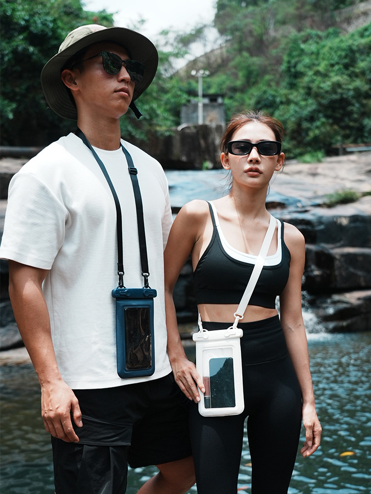 Hydration Pack Outdoor - Sponge phone waterproof bag floating anti-collision